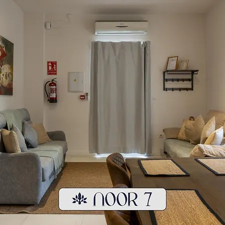 Noor Apartment *
