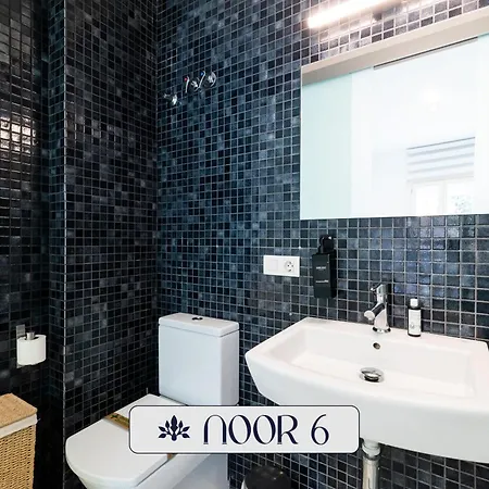 Noor Apartment *